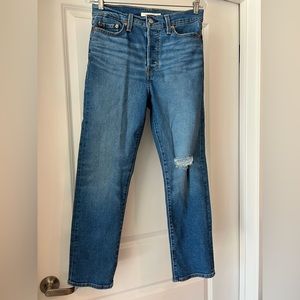 Wedgie Straight Levi’s. Never worn